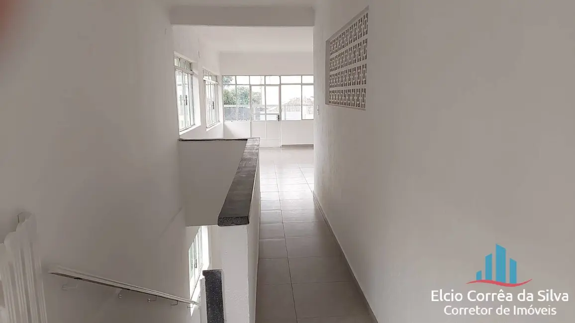Casa com 5 quartos para alugar, 250m2 em Embaré, Santos - SP - imagem 7 Foto 7 de Casa com 5 quartos para alugar, 250m2 em Embaré, Santos - SP