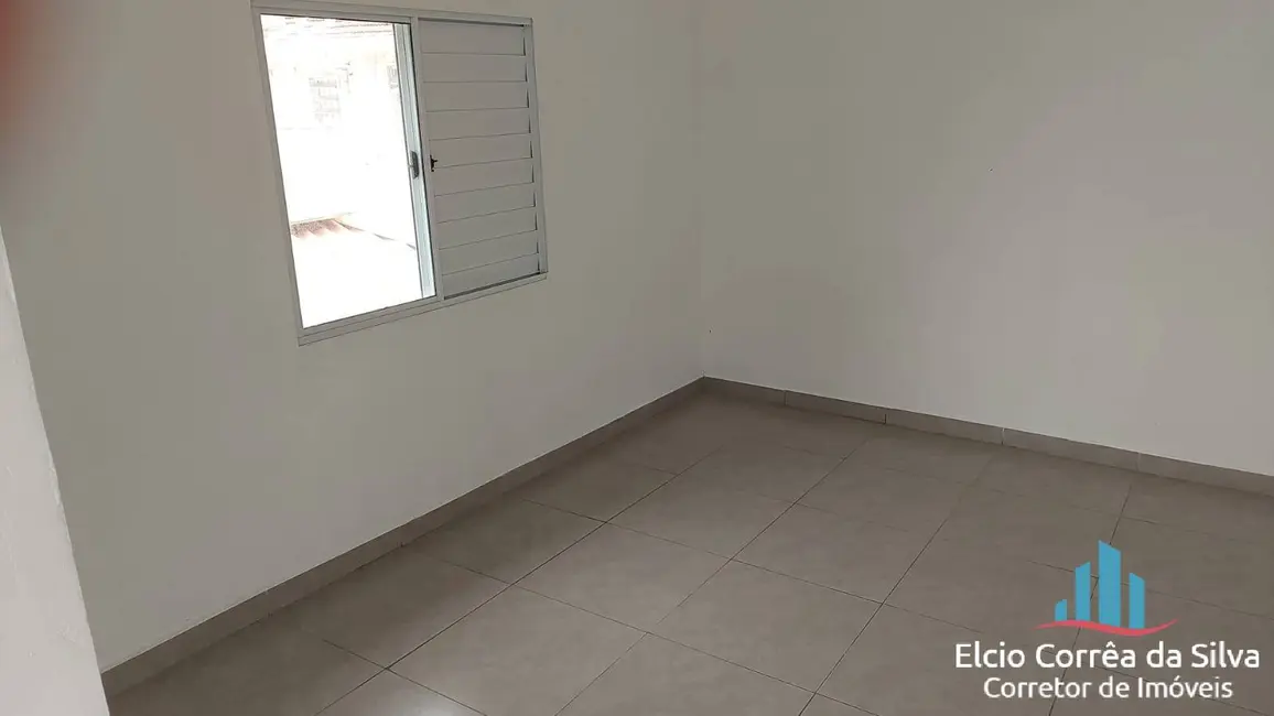 Casa com 5 quartos para alugar, 250m2 em Embaré, Santos - SP - imagem 8 Foto 8 de Casa com 5 quartos para alugar, 250m2 em Embaré, Santos - SP