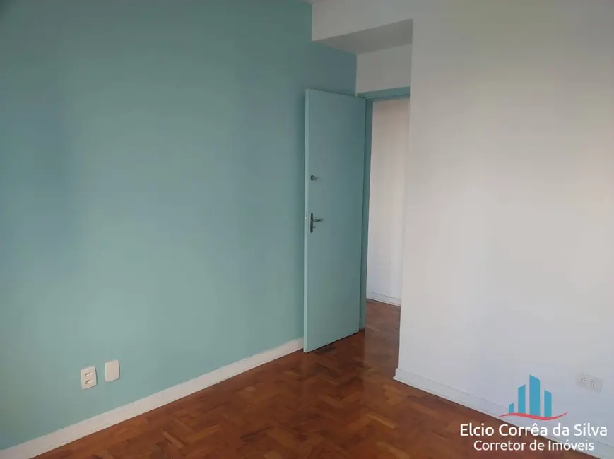 Apartamento com 2 quartos para alugar, 75m2 em Gonzaga, Santos - SP - imagem 6 Foto 6 de Apartamento com 2 quartos para alugar, 75m2 em Gonzaga, Santos - SP