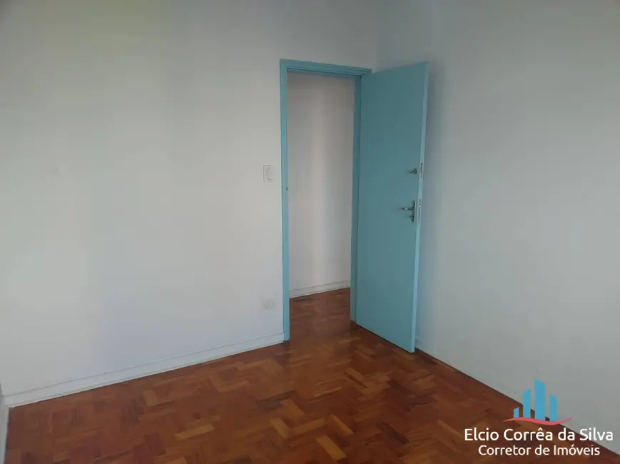 Apartamento com 2 quartos para alugar, 75m2 em Gonzaga, Santos - SP - imagem 8 Foto 8 de Apartamento com 2 quartos para alugar, 75m2 em Gonzaga, Santos - SP