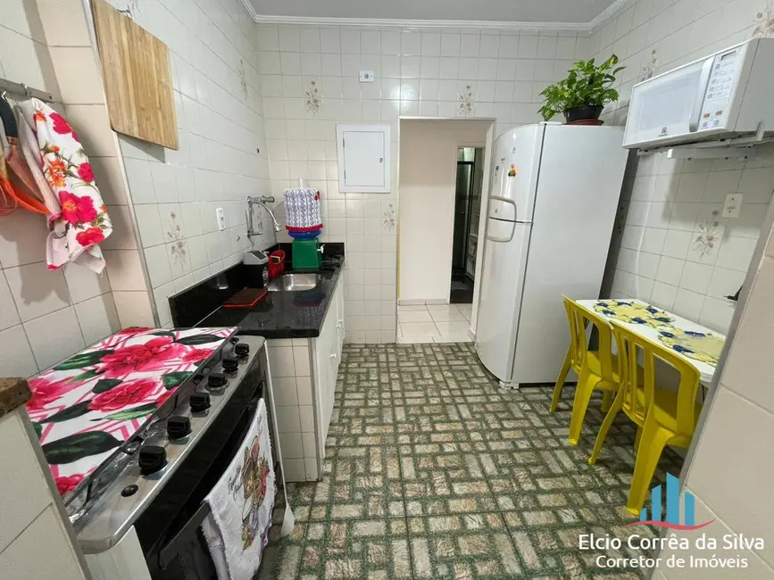 Apartamento com 2 quartos para alugar, 93m2 em Gonzaga, Santos - SP - imagem 8 Foto 8 de Apartamento com 2 quartos para alugar, 93m2 em Gonzaga, Santos - SP