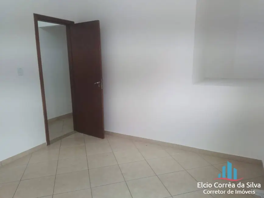 Foto 7 de Casa com 3 quartos à venda, 152m2 em Tupi, Praia Grande - SP