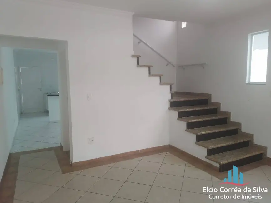 Foto 4 de Casa com 3 quartos à venda, 152m2 em Tupi, Praia Grande - SP