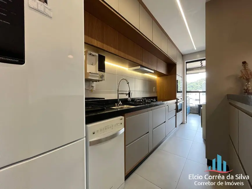 Apartamento com 3 quartos à venda, 228m2 em Canto do Forte, Praia Grande - SP - imagem 7 Foto 7 de Apartamento com 3 quartos à venda, 228m2 em Canto do Forte, Praia Grande - SP