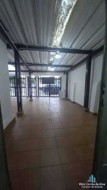 Foto 2 de Casa com 6 quartos para alugar, 325m2 em Vila Mathias, Santos - SP