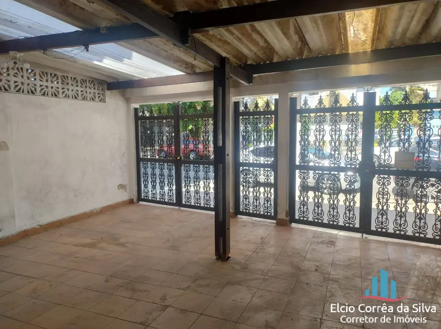 Foto 2 de Casa com 6 quartos para alugar, 325m2 em Vila Mathias, Santos - SP