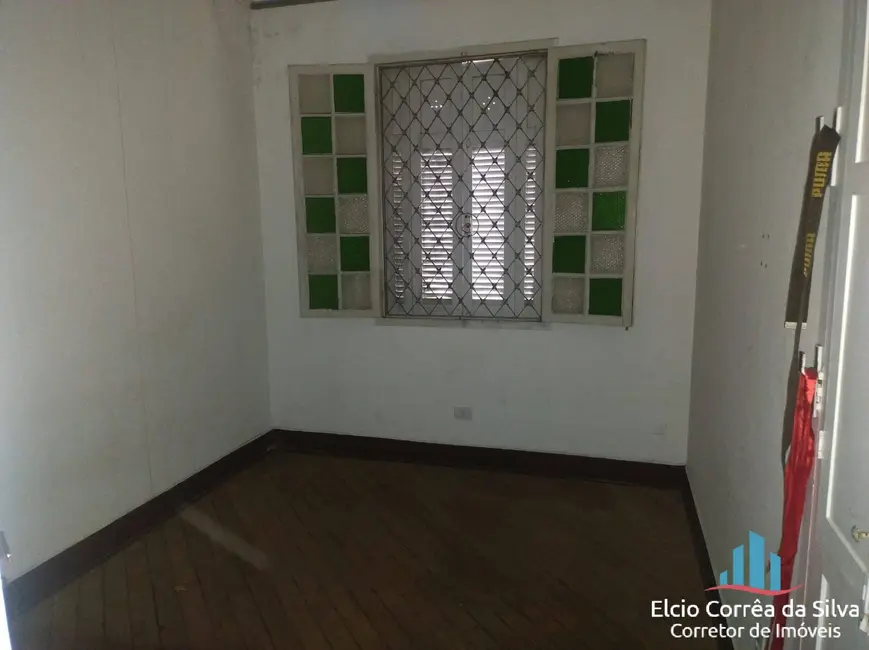 Foto 9 de Casa com 6 quartos para alugar, 325m2 em Vila Mathias, Santos - SP