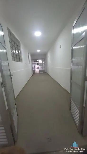 Foto 7 de Casa com 6 quartos para alugar, 325m2 em Vila Mathias, Santos - SP