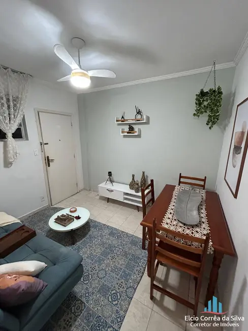 Foto 3 de Apartamento com 2 quartos para alugar, 60m2 em Gonzaga, Santos - SP