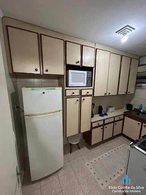 Foto 6 de Apartamento com 2 quartos para alugar, 60m2 em Gonzaga, Santos - SP