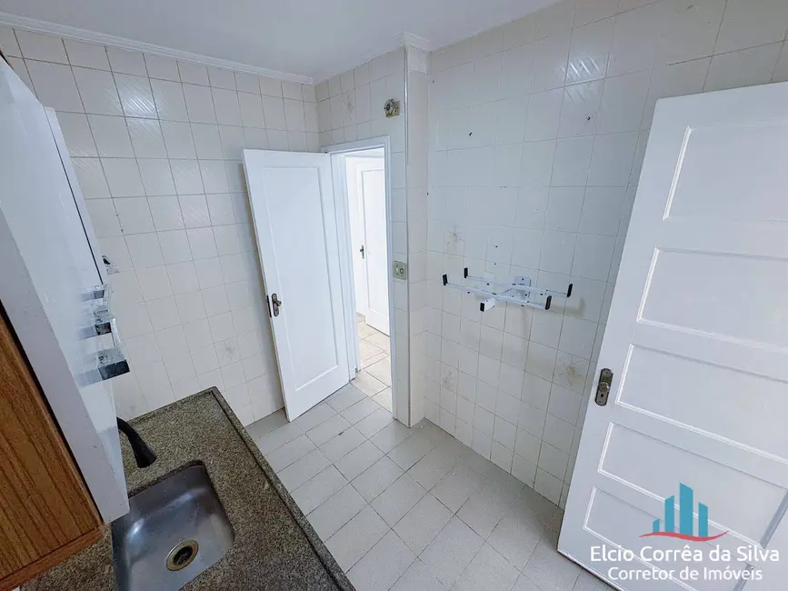 Foto 4 de Apartamento com 2 quartos para alugar, 64m2 em Embaré, Santos - SP