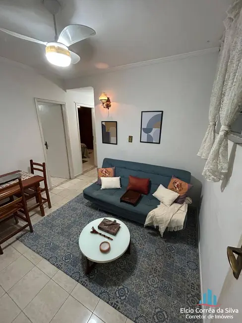 Foto 2 de Apartamento com 2 quartos para alugar, 60m2 em Gonzaga, Santos - SP