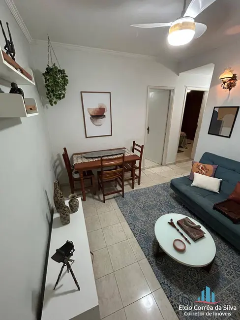 Foto 1 de Apartamento com 2 quartos para alugar, 60m2 em Gonzaga, Santos - SP