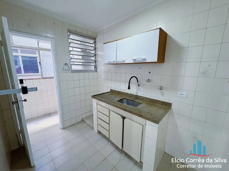 Foto 5 de Apartamento com 2 quartos para alugar, 64m2 em Embaré, Santos - SP