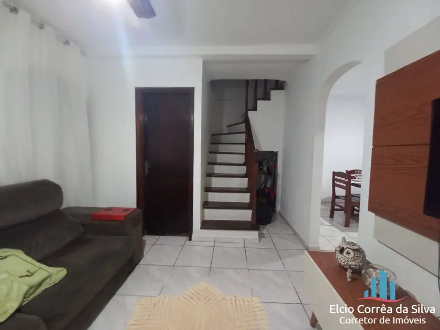 Foto 6 de Casa com 2 quartos à venda, 92m2 em Aviação, Praia Grande - SP