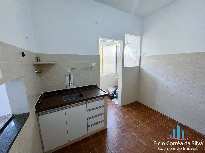 Apartamento com 2 quartos para alugar, 78m2 em Gonzaga, Santos - SP - imagem 3 Foto 3 de Apartamento com 2 quartos para alugar, 78m2 em Gonzaga, Santos - SP