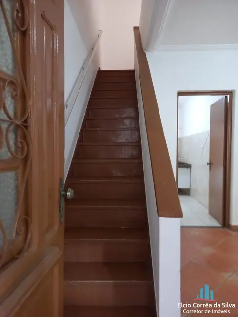 Casa com 3 quartos à venda, 110m2 em Vila Mathias, Santos - SP - imagem 5 Foto 5 de Casa com 3 quartos à venda, 110m2 em Vila Mathias, Santos - SP