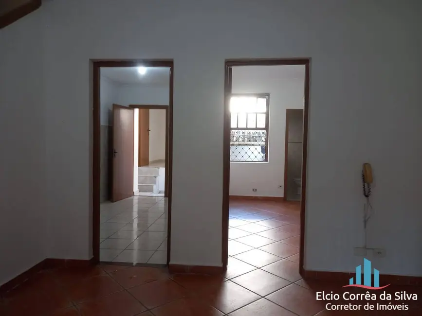 Casa com 3 quartos à venda, 110m2 em Vila Mathias, Santos - SP - imagem 4 Foto 4 de Casa com 3 quartos à venda, 110m2 em Vila Mathias, Santos - SP
