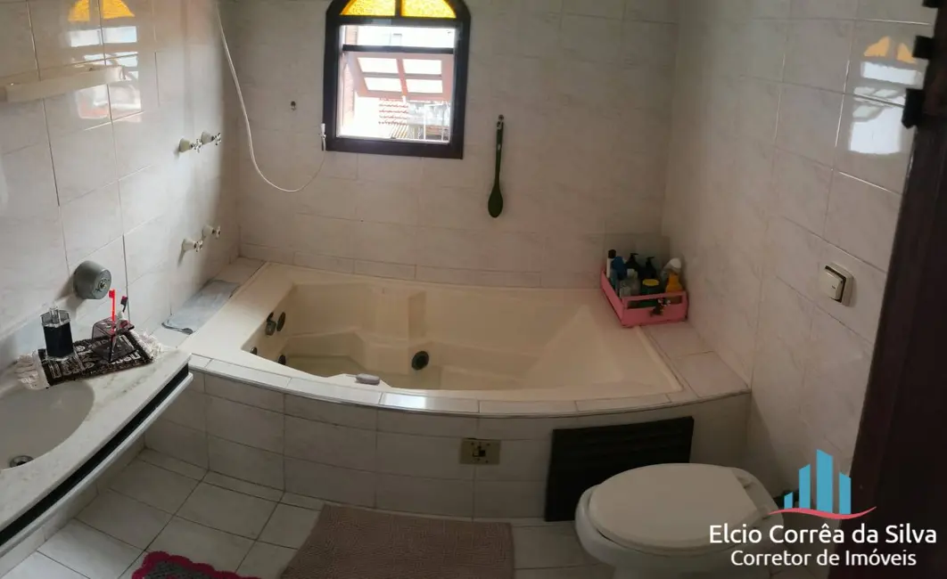 Foto 5 de Casa com 4 quartos à venda, 400m2 em Mirim, Praia Grande - SP