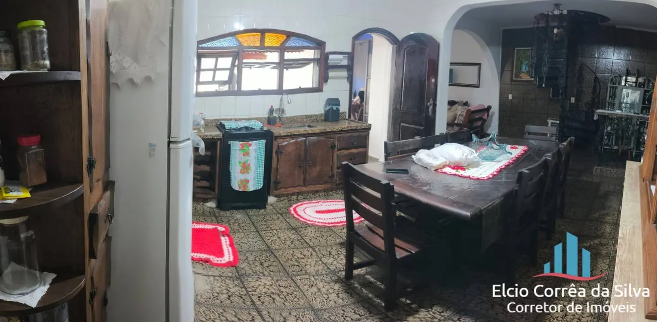 Foto 3 de Casa com 4 quartos à venda, 400m2 em Mirim, Praia Grande - SP