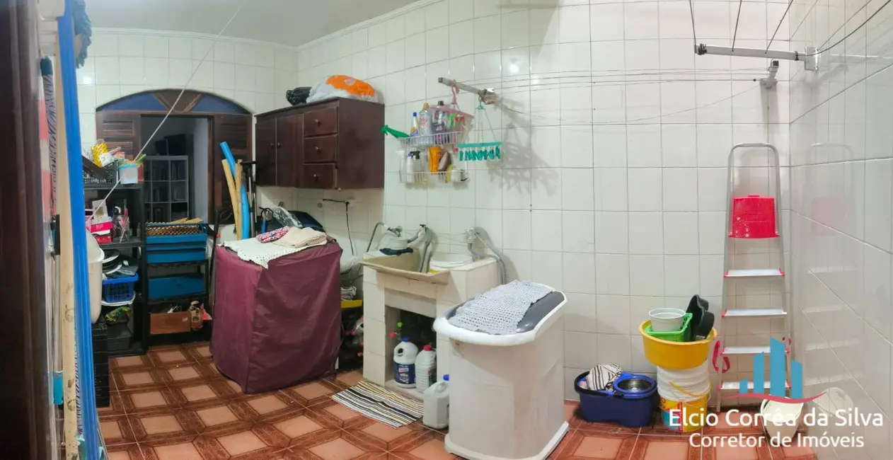 Foto 7 de Casa com 4 quartos à venda, 400m2 em Mirim, Praia Grande - SP