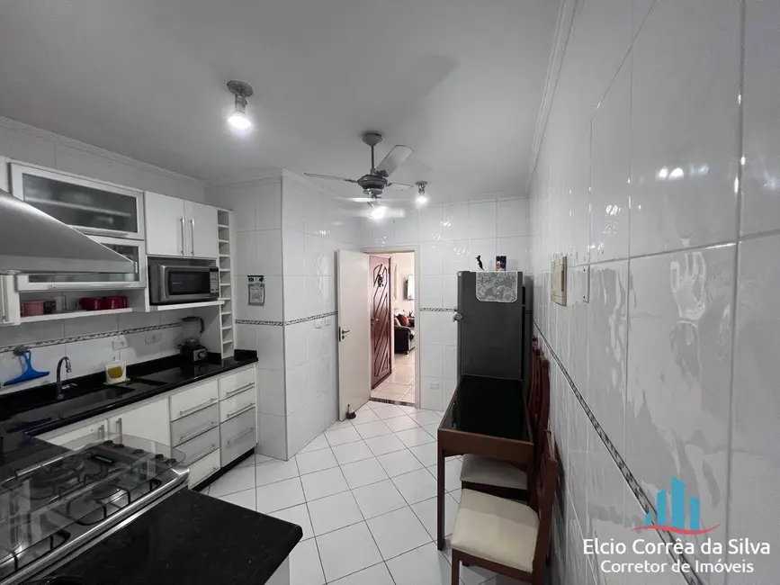 Foto 9 de Apartamento com 2 quartos à venda, 88m2 em Embaré, Santos - SP