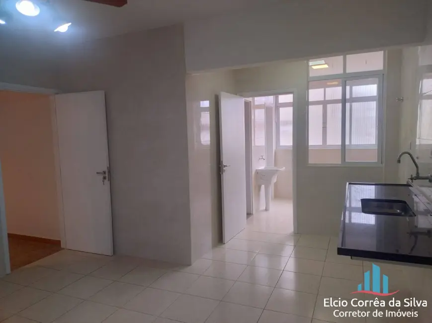 Apartamento com 3 quartos à venda, 171m2 em Embaré, Santos - SP - imagem 4 Foto 4 de Apartamento com 3 quartos à venda, 171m2 em Embaré, Santos - SP