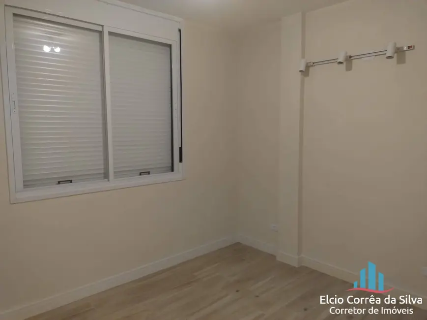 Apartamento com 3 quartos à venda, 171m2 em Embaré, Santos - SP - imagem 8 Foto 8 de Apartamento com 3 quartos à venda, 171m2 em Embaré, Santos - SP