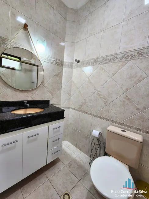 Foto 5 de Casa com 2 quartos à venda, 110m2 em Guilhermina, Praia Grande - SP