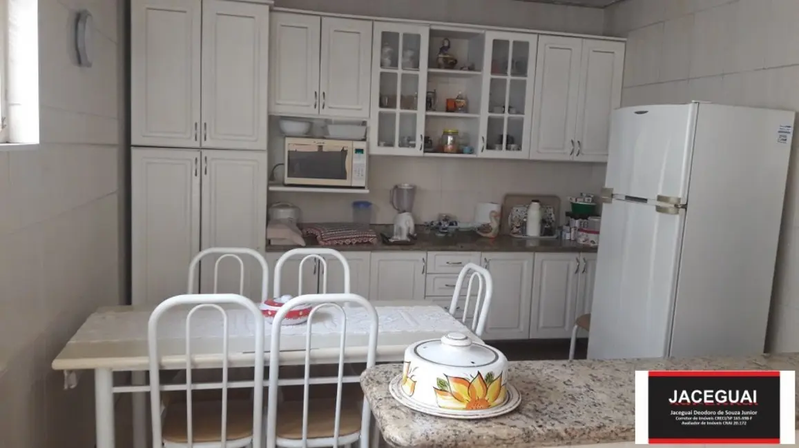 Casa com 3 quartos à venda, 300m2 em Jardim Simus, Sorocaba - SP - imagem 8 Foto 8 de Casa com 3 quartos à venda, 300m2 em Jardim Simus, Sorocaba - SP
