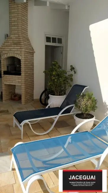 Casa de Condomínio com 4 quartos à venda, 270m2 em Jardim Acapulco, Guaruja - SP - imagem 4 Foto 4 de Casa de Condomínio com 4 quartos à venda, 270m2 em Jardim Acapulco, Guaruja - SP