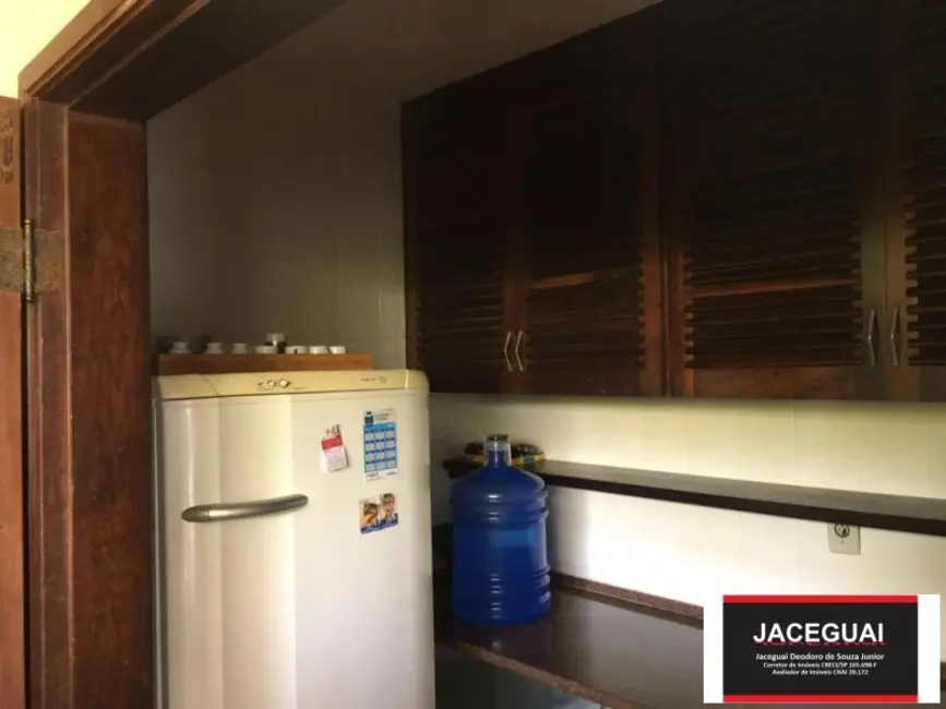 Foto 3 de Casa de Condomínio com 3 quartos à venda, 300m2 em Aracoiaba Da Serra - SP