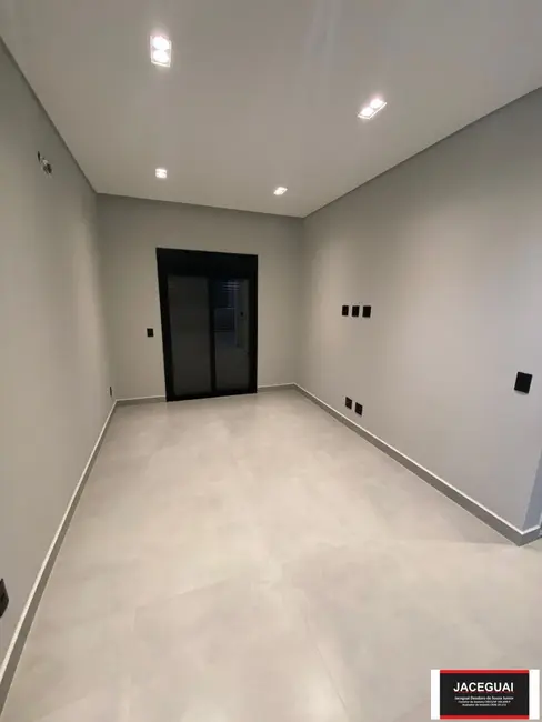 Foto 9 de Casa de Condomínio com 3 quartos para alugar, 245m2 em Votorantim - SP