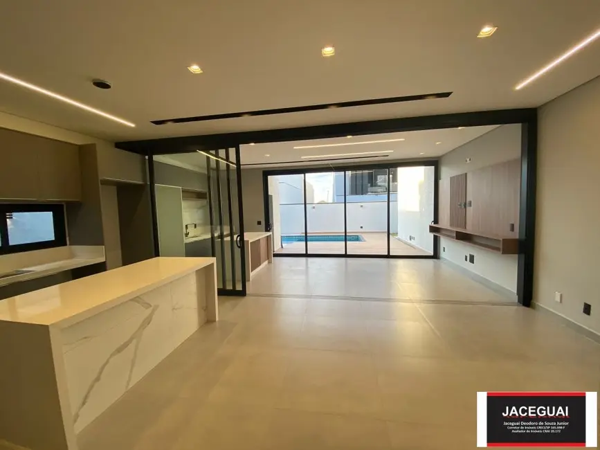 Foto 1 de Casa de Condomínio com 3 quartos para alugar, 245m2 em Votorantim - SP