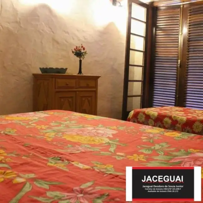 Chácara com 4 quartos à venda, 236m2 em Área Rural de Avaré, Avare - SP - imagem 5 Foto 5 de Chácara com 4 quartos à venda, 236m2 em Área Rural de Avaré, Avare - SP