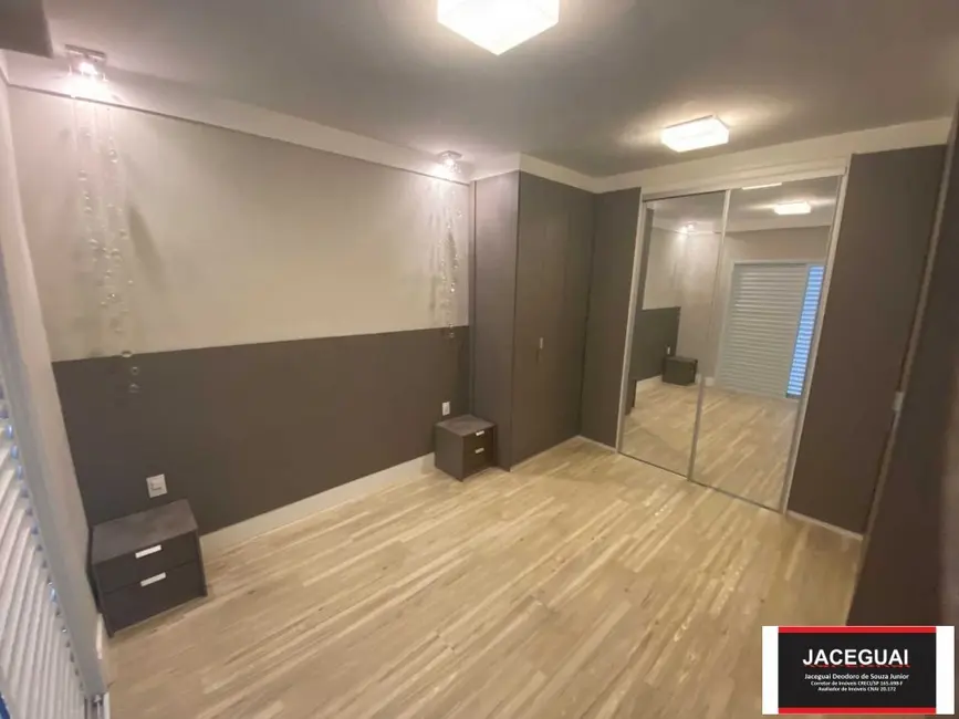 Foto 2 de Casa de Condomínio com 4 quartos para alugar, 250m2 em Alphaville Nova Esplanada, Votorantim - SP