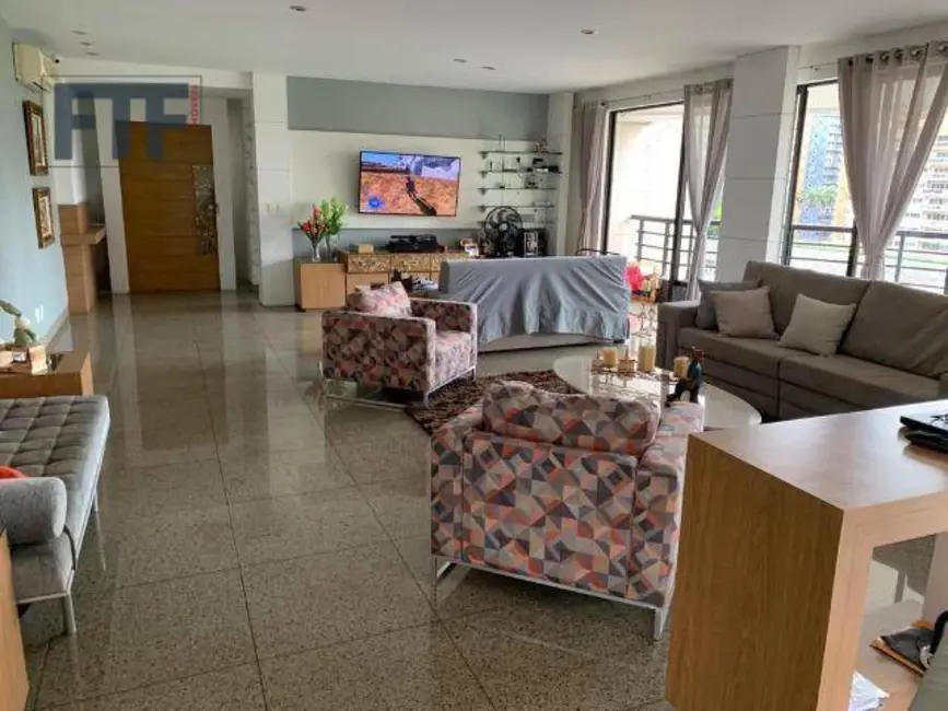 Foto 1 de Apartamento com 3 quartos à venda, 233m2 em Meireles, Fortaleza - CE