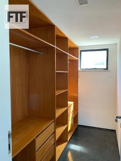 Foto 8 de Apartamento com 4 quartos à venda, 195m2 em Fortaleza - CE