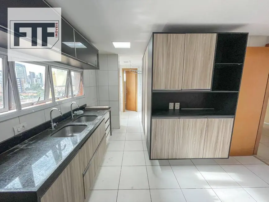 Foto 6 de Apartamento com 3 quartos à venda, 126m2 em Cocó, Fortaleza - CE