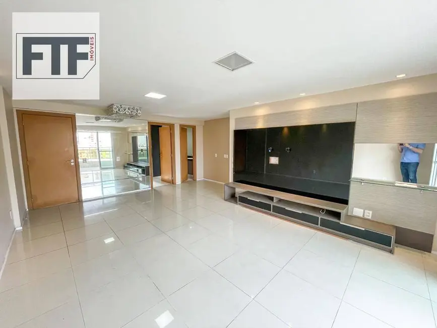 Foto 4 de Apartamento com 3 quartos à venda, 126m2 em Cocó, Fortaleza - CE