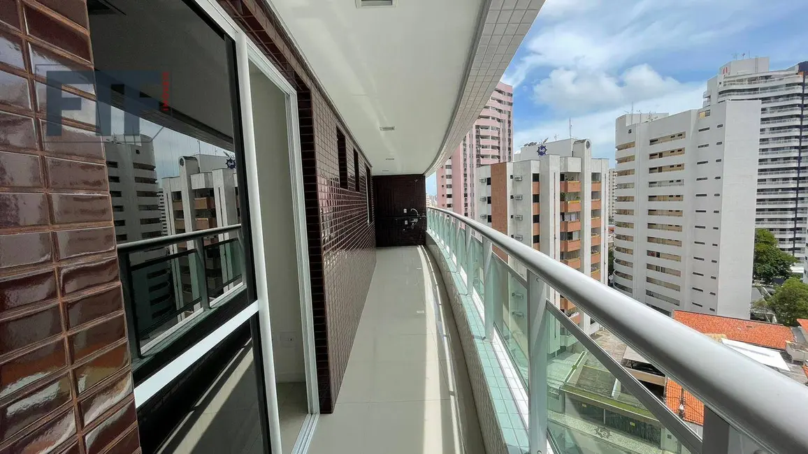 Foto 2 de Apartamento com 3 quartos à venda, 110m2 em Cocó, Fortaleza - CE