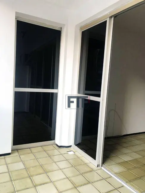 Apartamento com 3 quartos para alugar, 120m2 em Meireles, Fortaleza - CE - imagem 6 Foto 6 de Apartamento com 3 quartos para alugar, 120m2 em Meireles, Fortaleza - CE