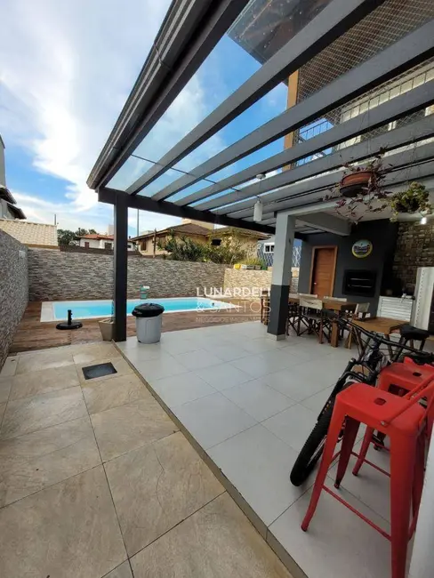 Foto 4 de Casa com 3 quartos à venda, 225m2 em Rio Tavares, Florianopolis - SC