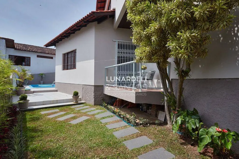 Casa com 3 quartos à venda, 220m2 em Itaguaçu, Florianopolis - SC - imagem 5 Foto 5 de Casa com 3 quartos à venda, 220m2 em Itaguaçu, Florianopolis - SC