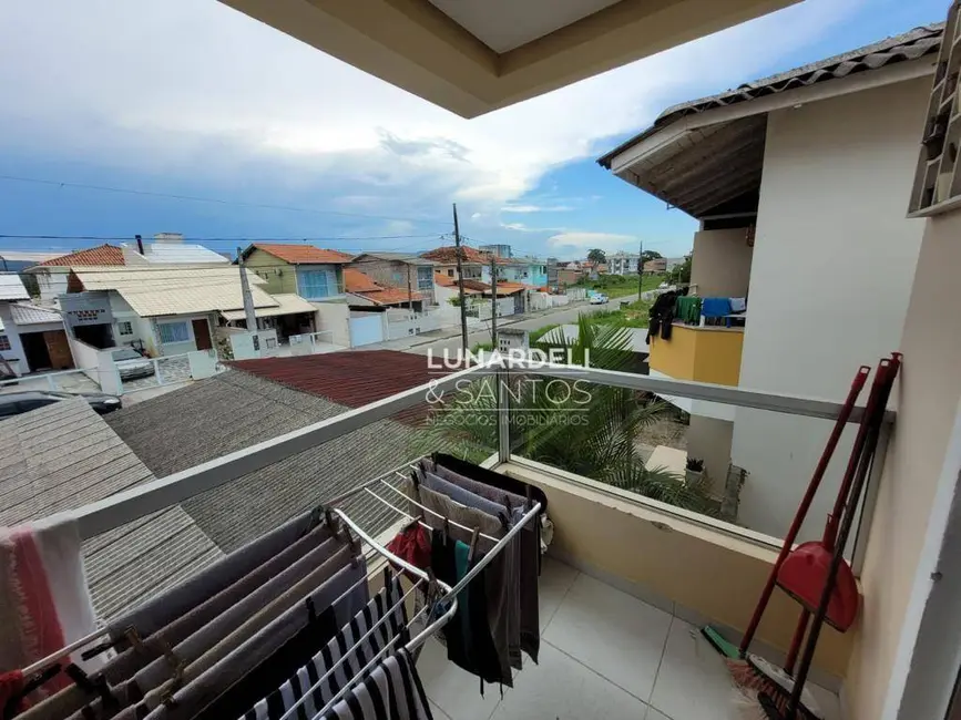 Foto 4 de Sobrado com 2 quartos à venda, 60m2 em Palhoca - SC