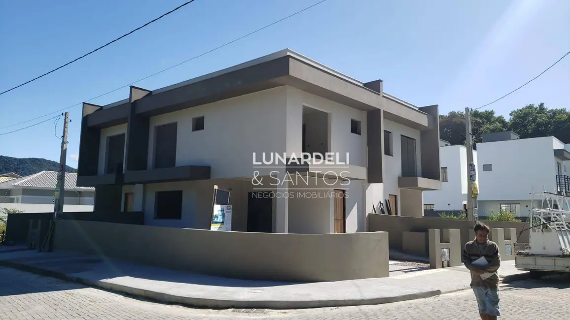 Foto 5 de Sobrado com 2 quartos à venda, 84m2 em Forquilhas, Sao Jose - SC