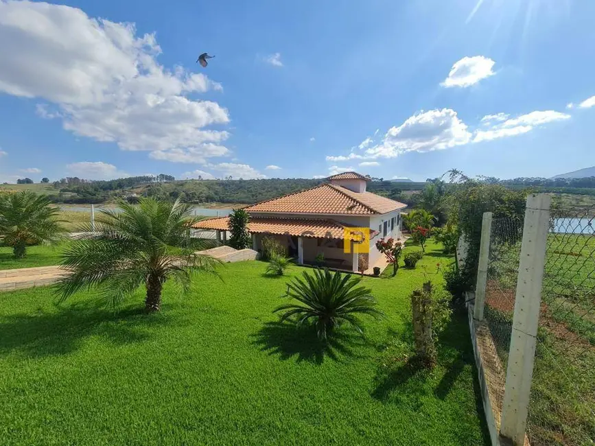Foto 3 de Chácara com 4 quartos à venda, 1800m2 em Carmo Do Rio Claro - MG