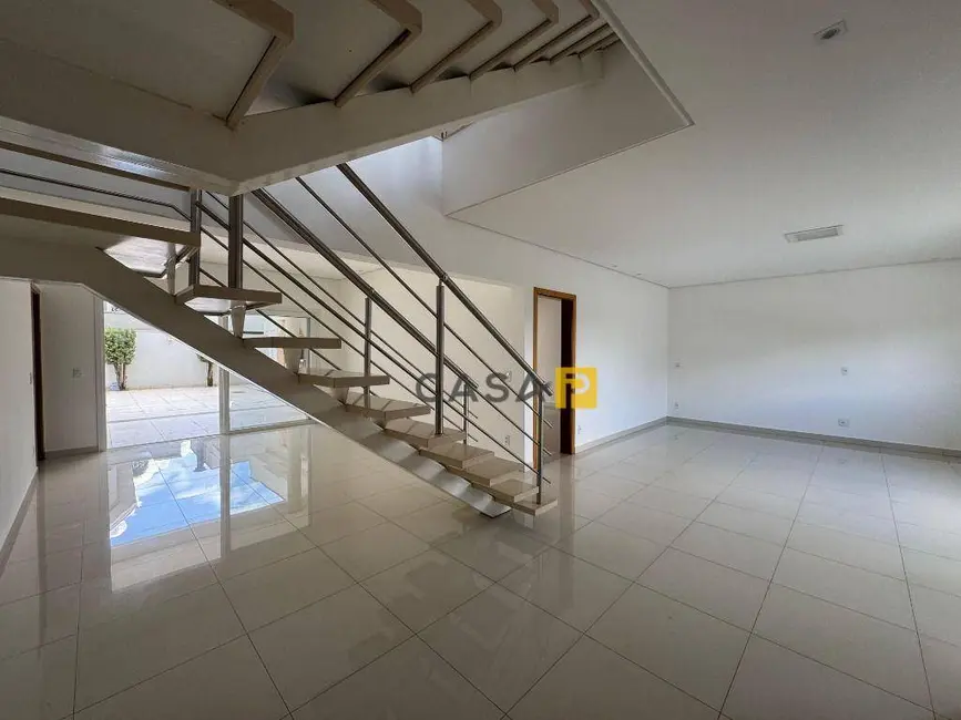 Casa de Condomínio com 4 quartos para alugar, 400m2 em Jardim Trípoli, Americana - SP - imagem 6 Foto 6 de Casa de Condomínio com 4 quartos para alugar, 400m2 em Jardim Trípoli, Americana - SP