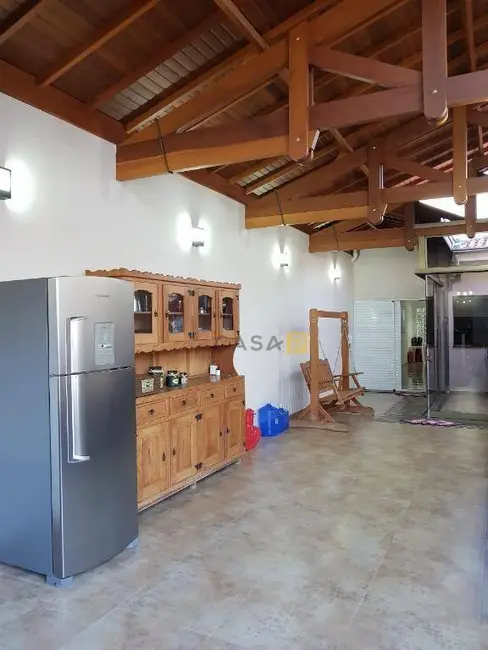 Foto 4 de Casa com 3 quartos à venda, 451m2 em Santa Cruz, Americana - SP