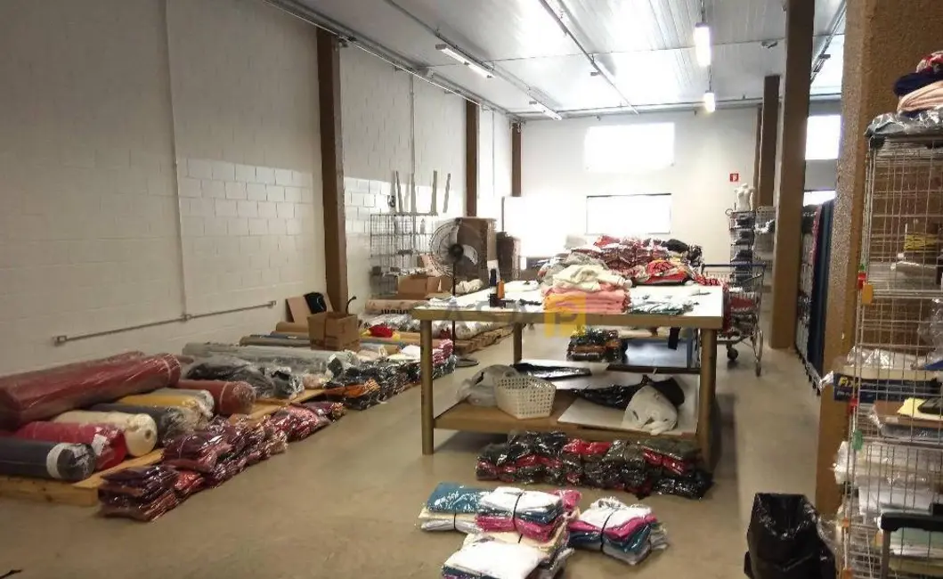 Foto 4 de Sala Comercial à venda, 1260m2 em Morada do Sol, Americana - SP